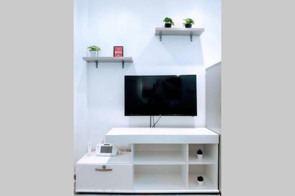 Deluxe Apartment By Prima Lodging Salonic Exterior foto
